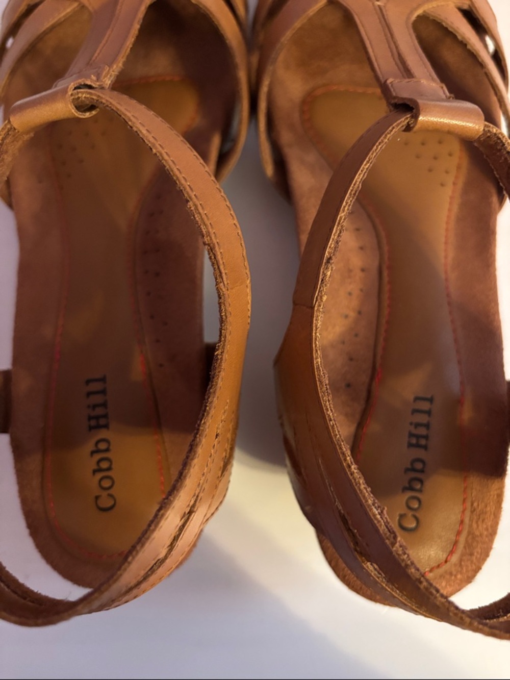 Cobb Hill by New Balance Women's Beautiful Brown Strappy Leather Sandals - Picture 7 of 7